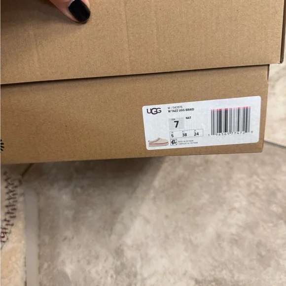 BNIB UGG Tazz Braid - Picture 5 of 11